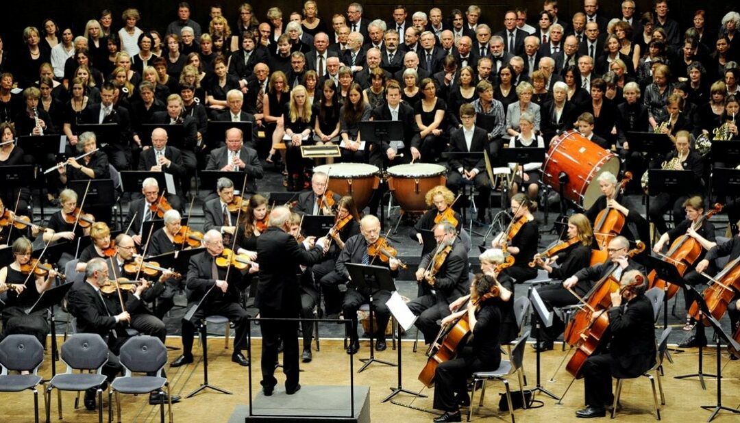 2016(Juni): „Wir haben uns an einiges gewagt“ Das Orchester Osnabrücker Musikfreunde feiert Geburtstag